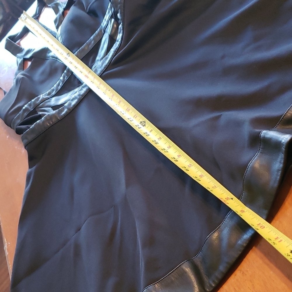 - Bebe black dress with faux leather trim size 8 #021 - Picture 6 of 15